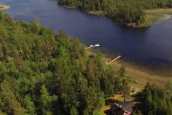 Haus Nilsson am hinteren Ausläufer des Sees Kiasjö