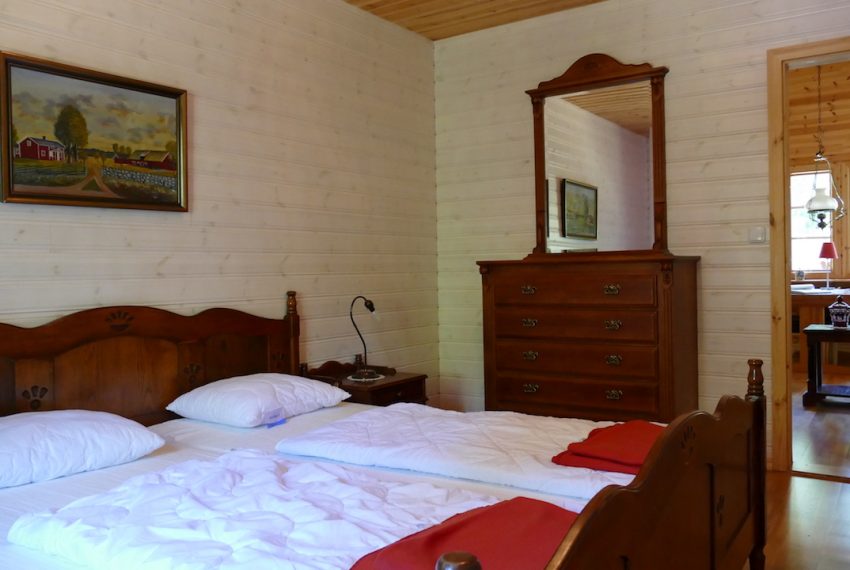 2. Schlafzimmer