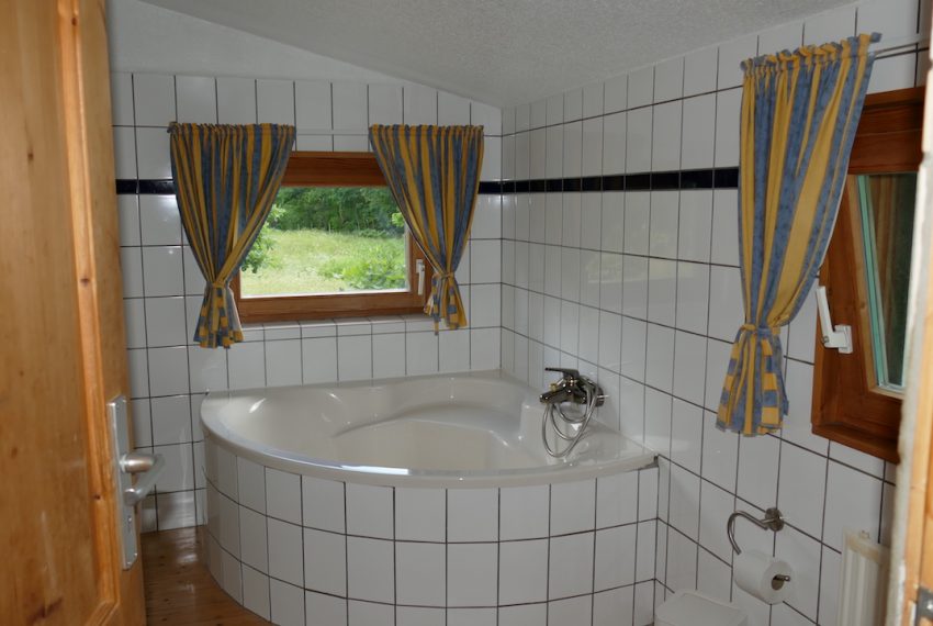 Eckbadewanne - auch zum duschen